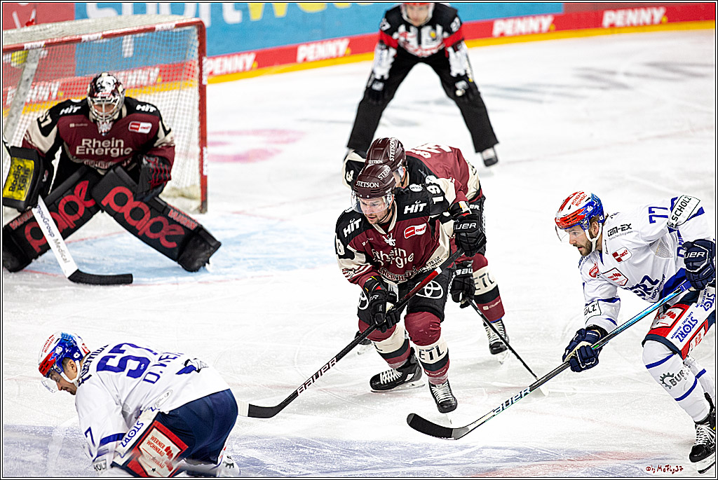 PENNY DEL;  Koelner Haie - Schwenninger Wild Wings; Koeln, 21.03.2021